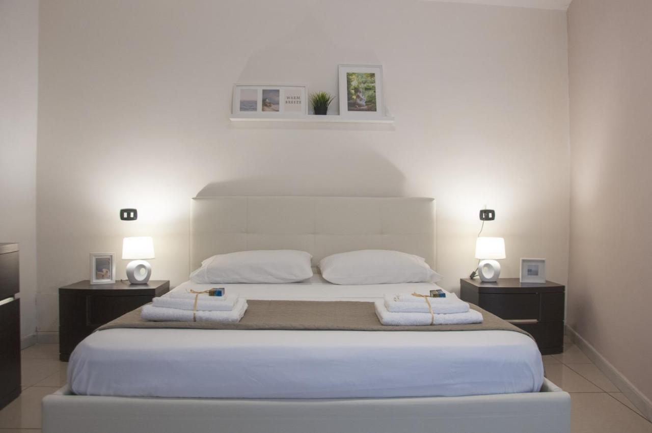 Le Muse Apartment Caserta Bagian luar foto