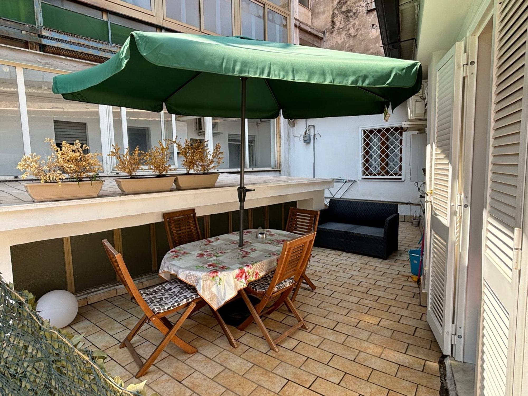 Le Muse Apartment Caserta Bagian luar foto